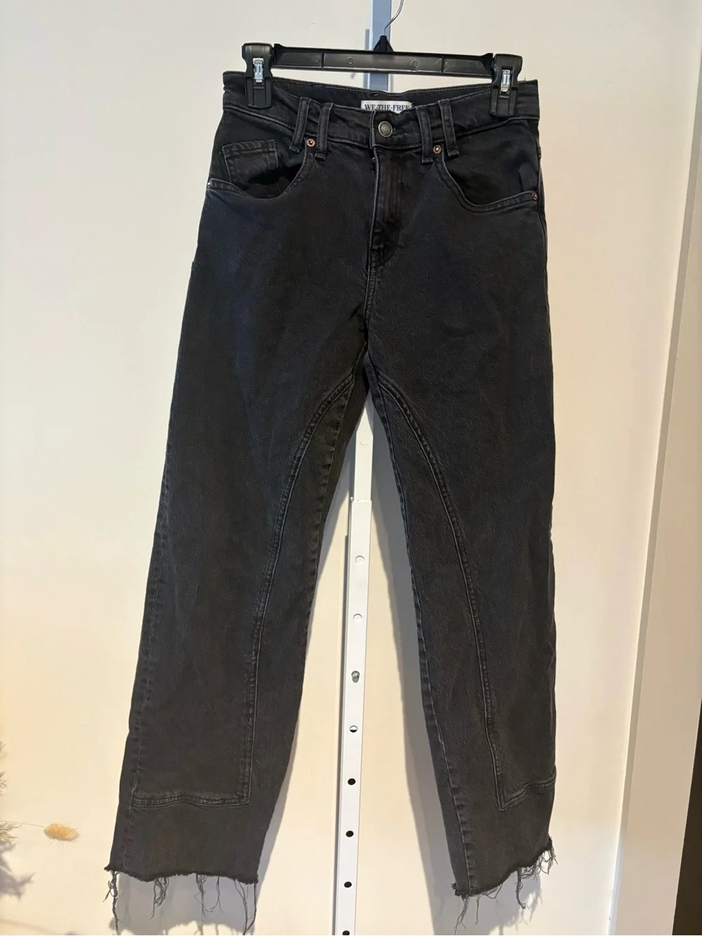 We The Free Black Straight-Leg Jeans with Raw Hem